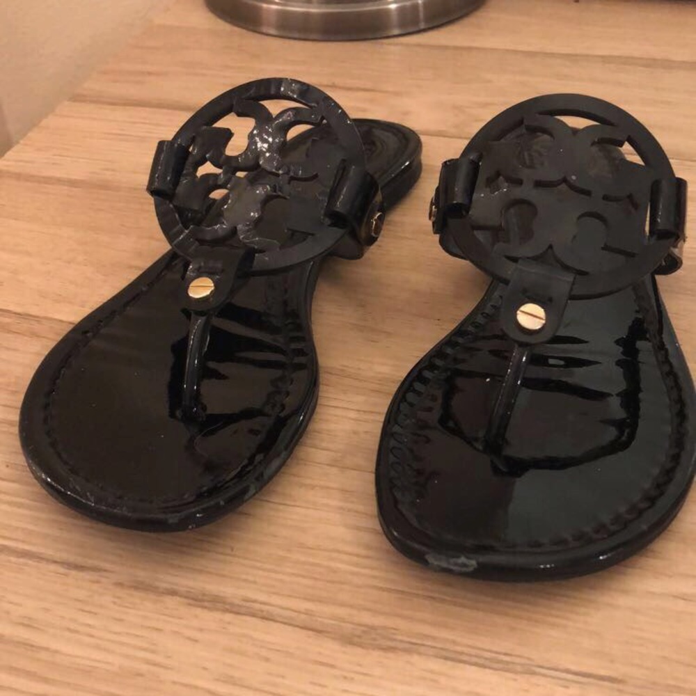 Glossy Black, authentic Tory Burch sandals